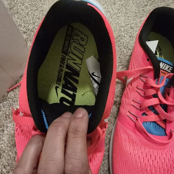 Nike running sneakers - Picture 3 of 6